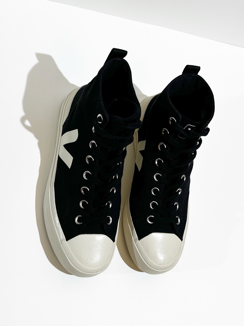 VEJA WATA II CANVAS BLACK PIERRE IN CREAM ACCENTS - UNISEX W9 / M7 - Picture 7 of 14